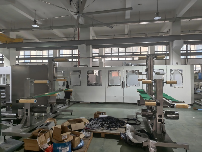 ما وراء حدود العمل البشري: آلة صنع الأكياس ذات الصمامات ذات التحكم الكامل FK008